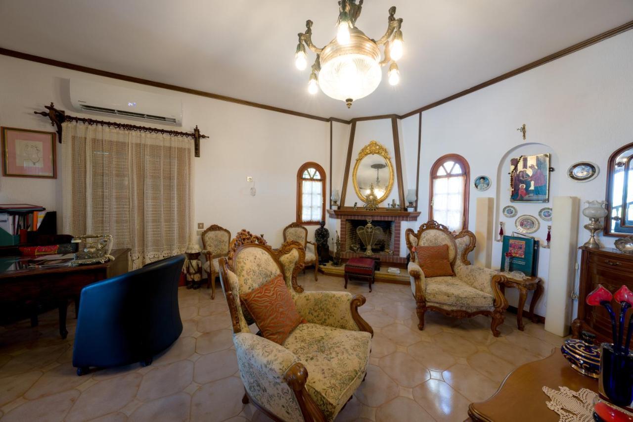 Archontiko Alexandros Luxury Suites Kardiá Esterno foto