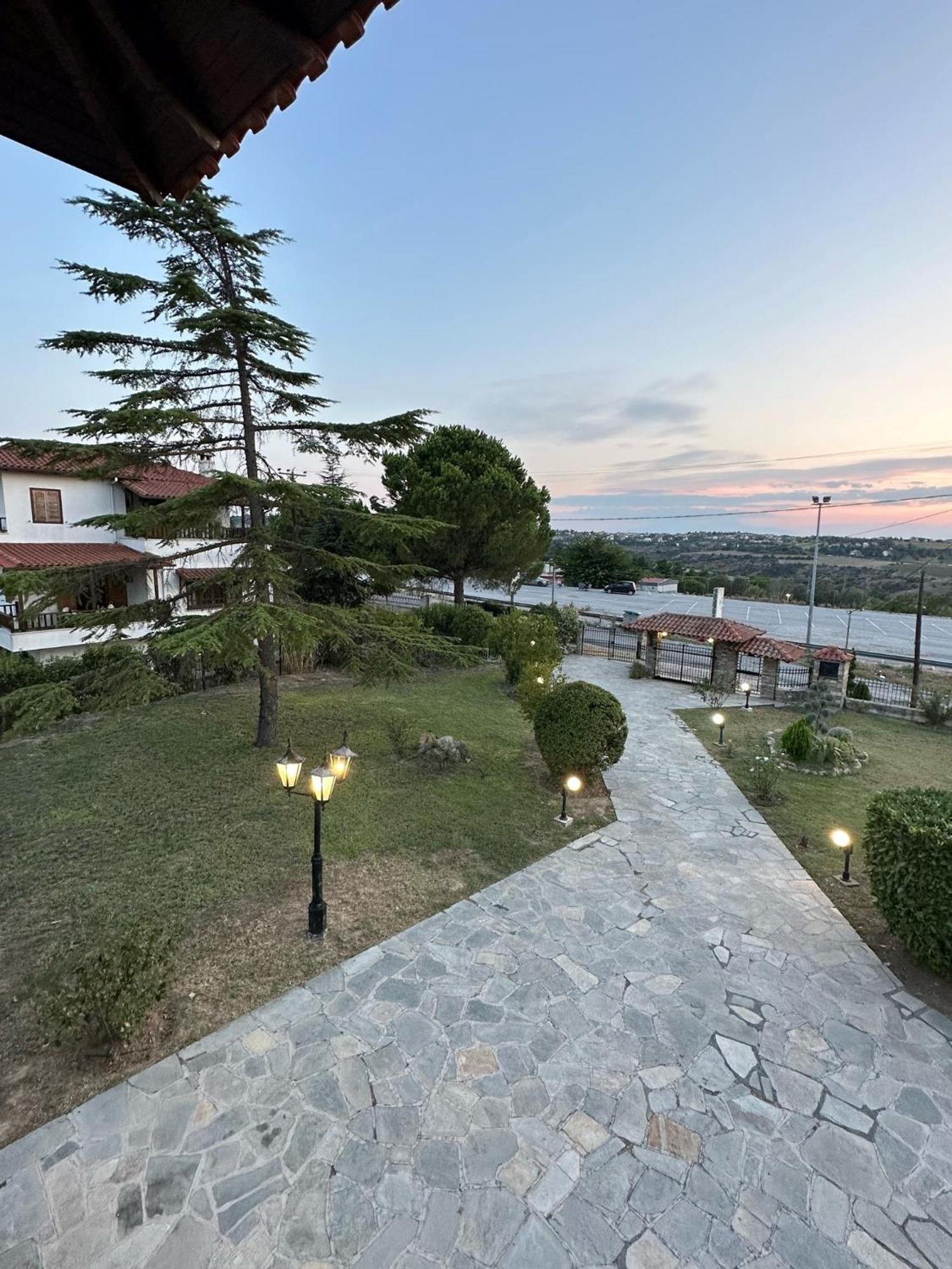 Archontiko Alexandros Luxury Suites Kardiá Esterno foto